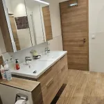 Holidayhouse4you *