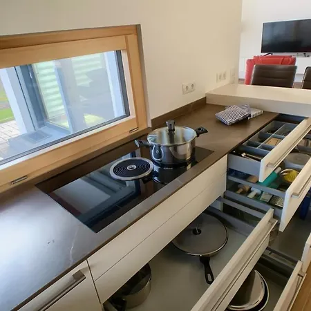 Holidayhouse4you *