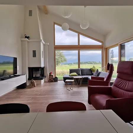 Holidayhouse4you *